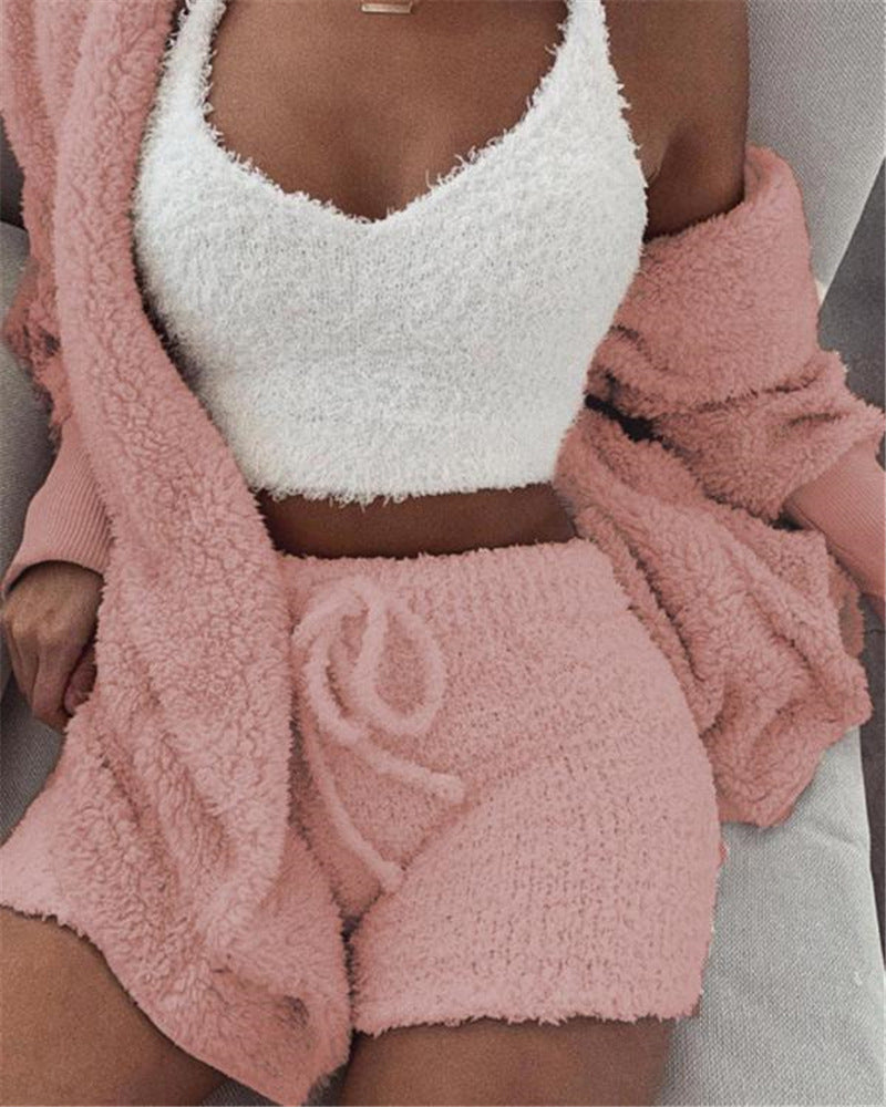 Velours de Rêve – Ensemble Pyjama Femme 3 Pièces Doux & Confort